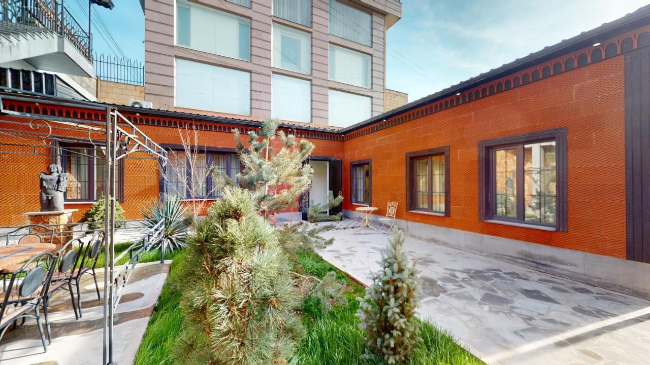 Aspar Boutique Hotel Ереван Экстерьер фото